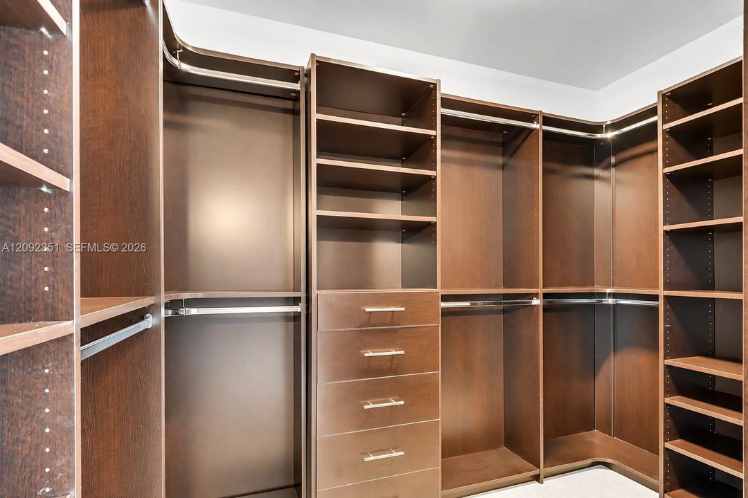 En Venta: $1,720,000 (2 camas, 2 baños, 1666 Pies cuadrados)