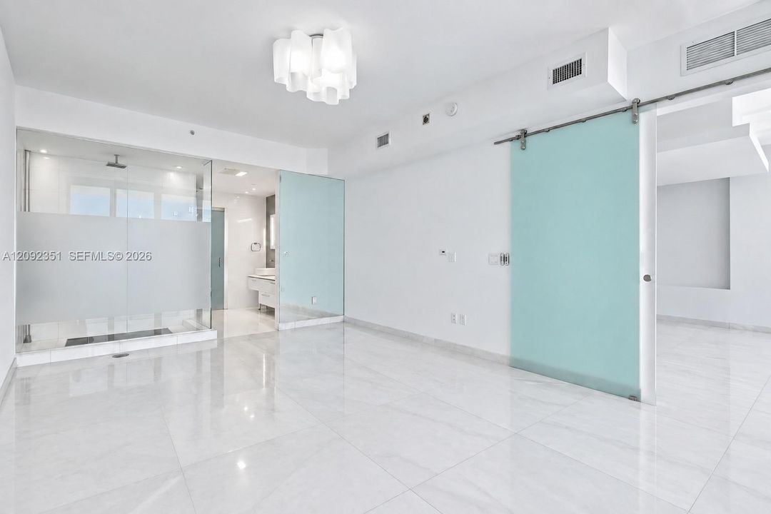 En Venta: $1,720,000 (2 camas, 2 baños, 1666 Pies cuadrados)