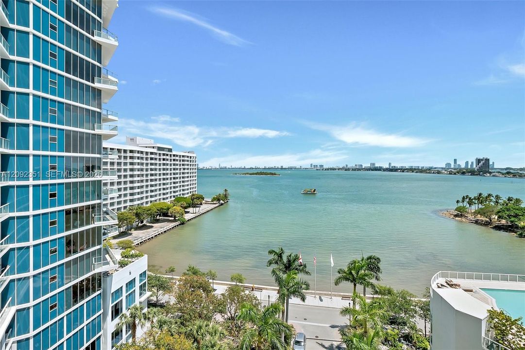 En Venta: $1,720,000 (2 camas, 2 baños, 1666 Pies cuadrados)