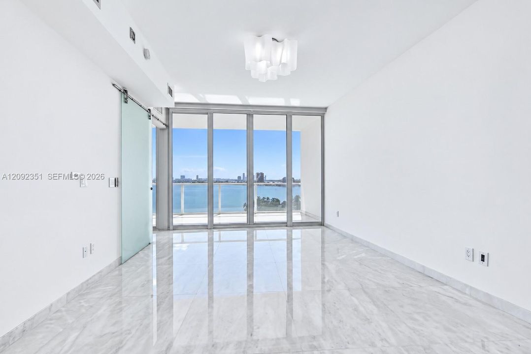 En Venta: $1,720,000 (2 camas, 2 baños, 1666 Pies cuadrados)