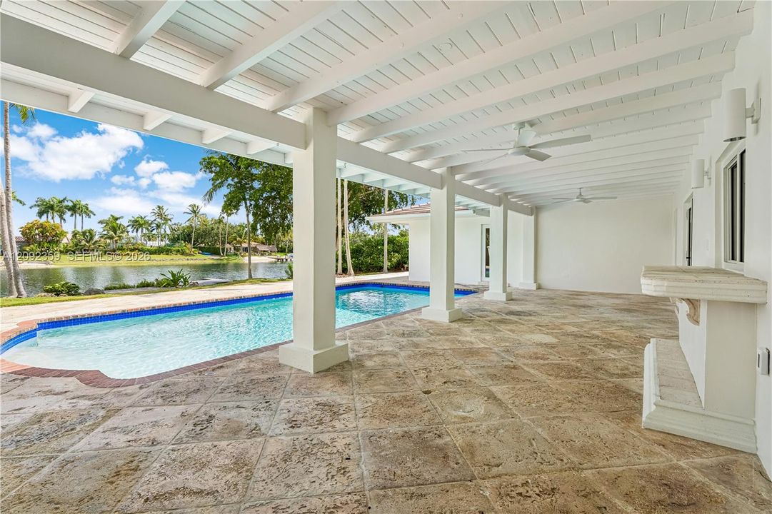 For Rent: $14,000 (5 beds, 3 baths, 3980 Square Feet)