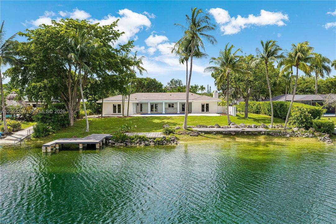 For Rent: $14,000 (5 beds, 3 baths, 3980 Square Feet)