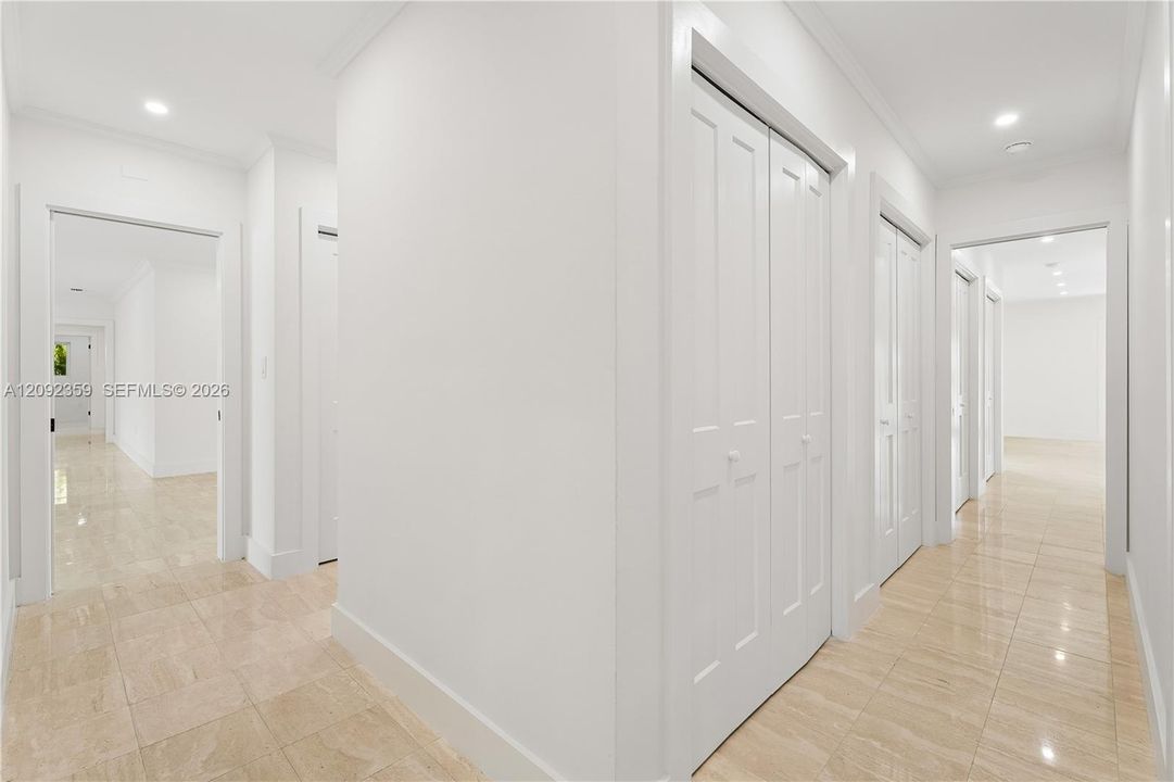 For Rent: $14,000 (5 beds, 3 baths, 3980 Square Feet)