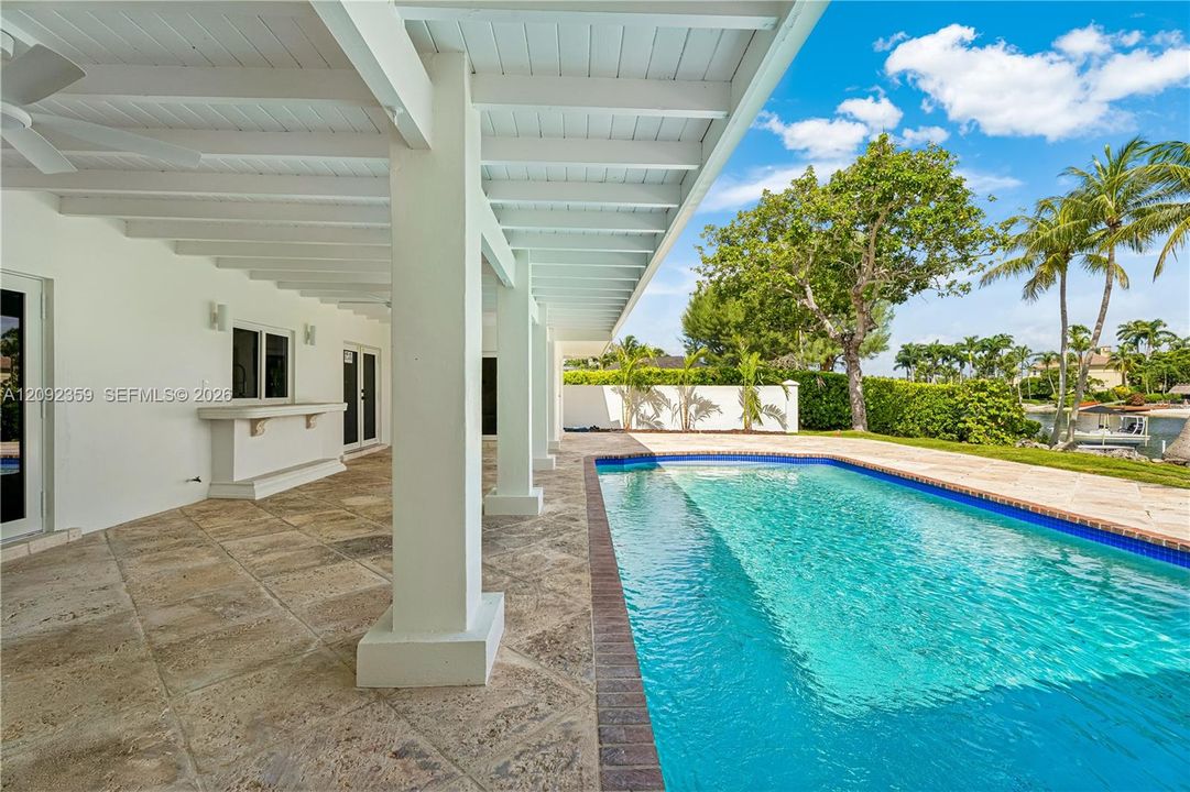 For Rent: $14,000 (5 beds, 3 baths, 3980 Square Feet)