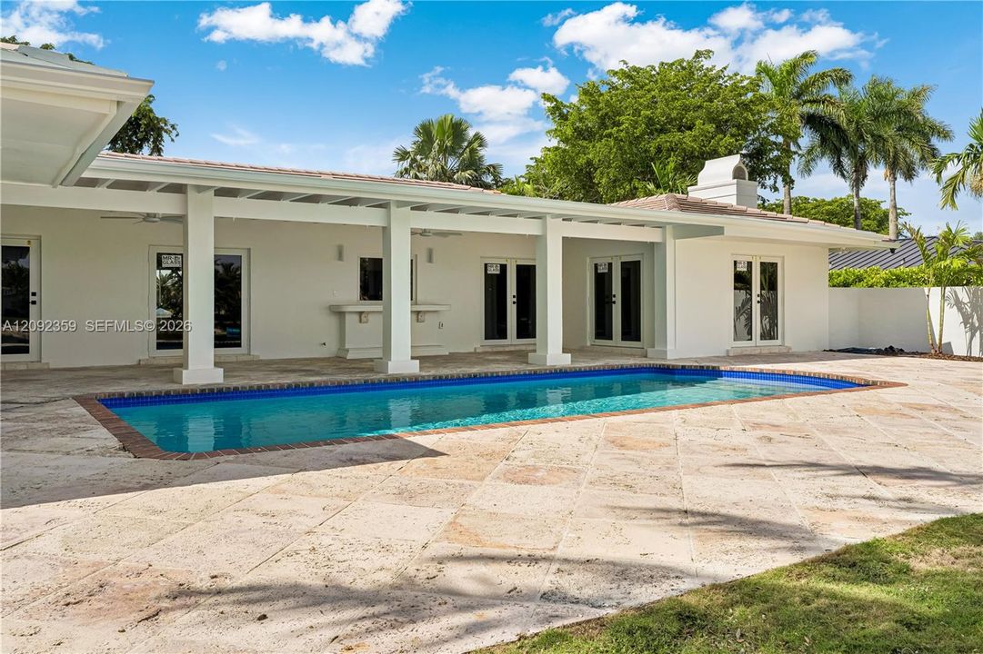 For Rent: $14,000 (5 beds, 3 baths, 3980 Square Feet)
