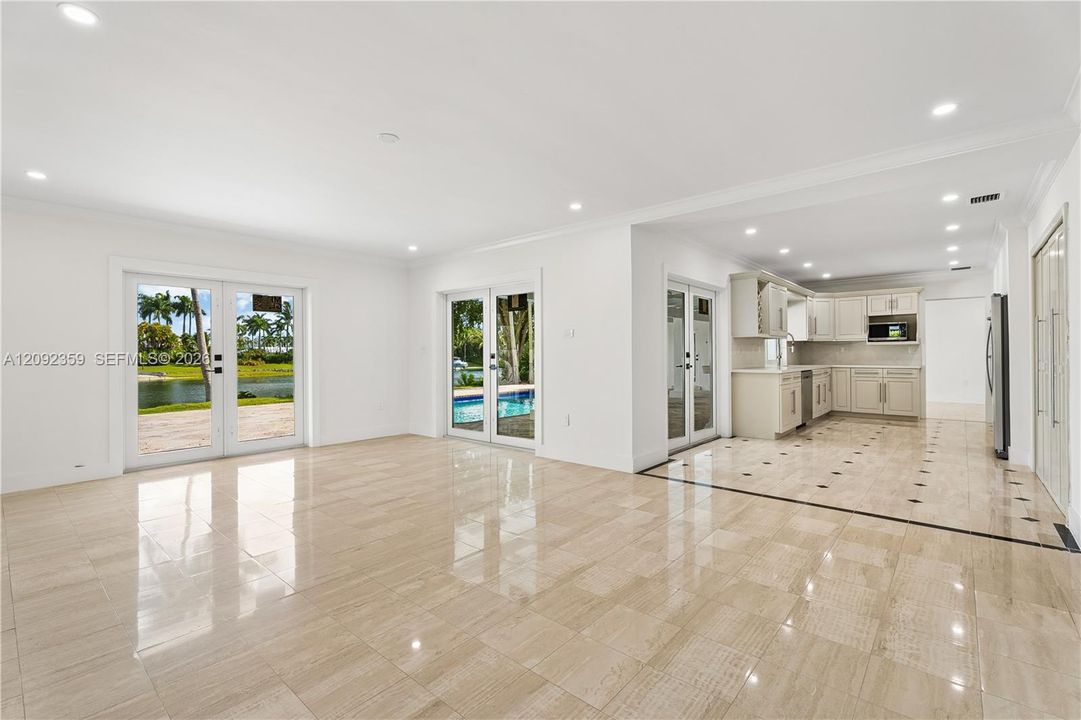 For Rent: $14,000 (5 beds, 3 baths, 3980 Square Feet)