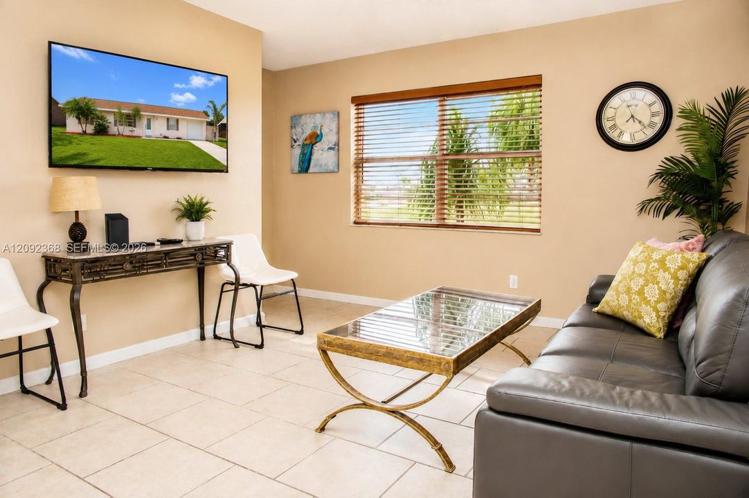 For Rent: $2,995 (3 beds, 2 baths, 1056 Square Feet)