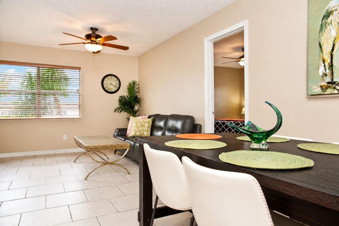For Rent: $2,995 (3 beds, 2 baths, 1056 Square Feet)
