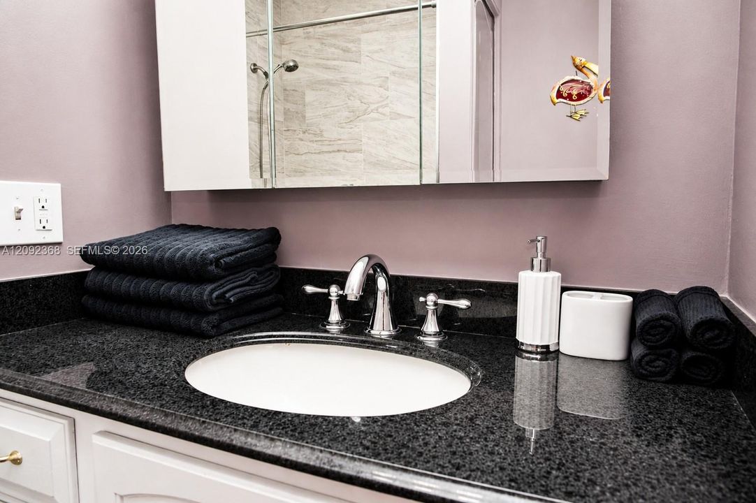For Rent: $2,995 (3 beds, 2 baths, 1056 Square Feet)