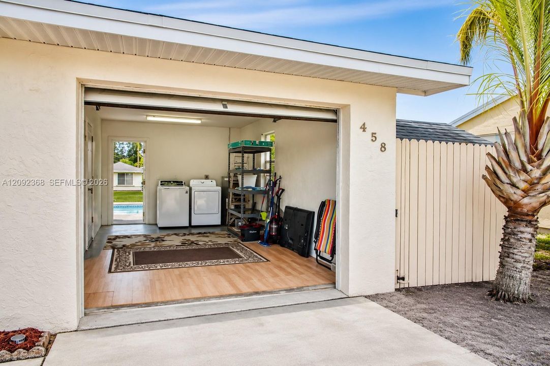 For Rent: $2,995 (3 beds, 2 baths, 1056 Square Feet)
