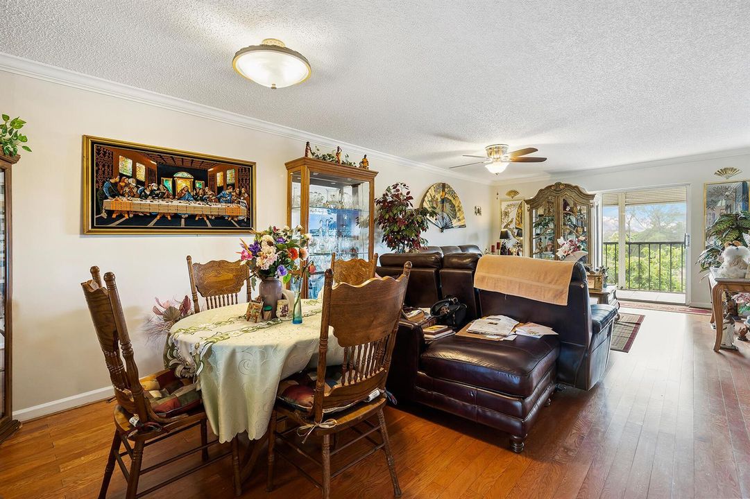 5860 NW 44 St. #502 Lauderhill, FL-48