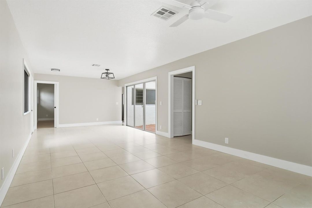 581-NW-47TH-AVE-33445-012