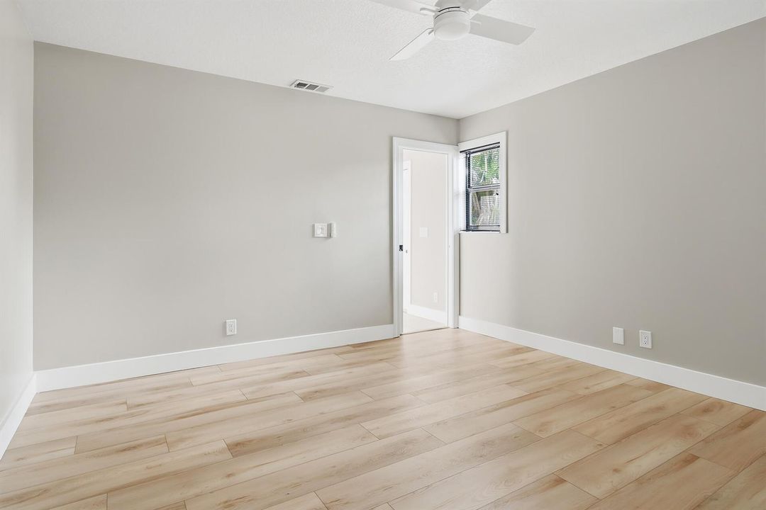 581-NW-47TH-AVE-33445-021