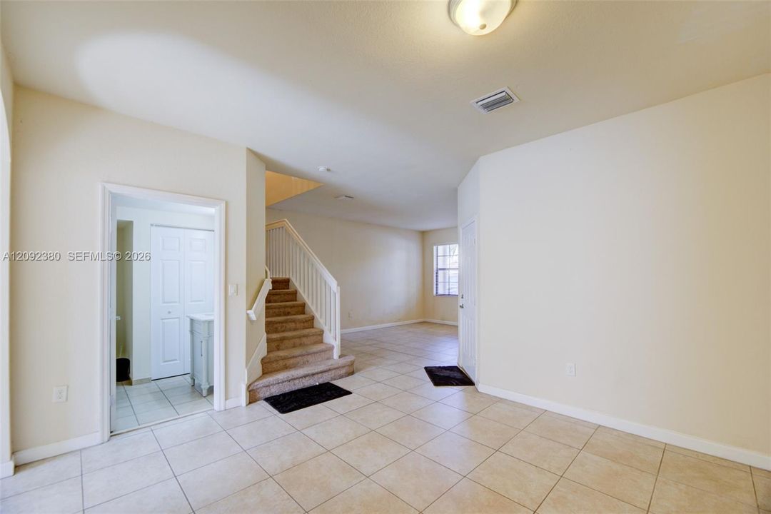 For Sale: $545,000 (4 beds, 2 baths, 1862 Square Feet)