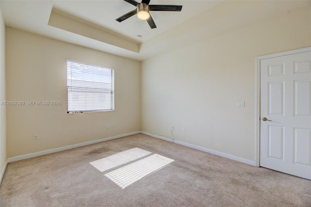 For Sale: $545,000 (4 beds, 2 baths, 1862 Square Feet)