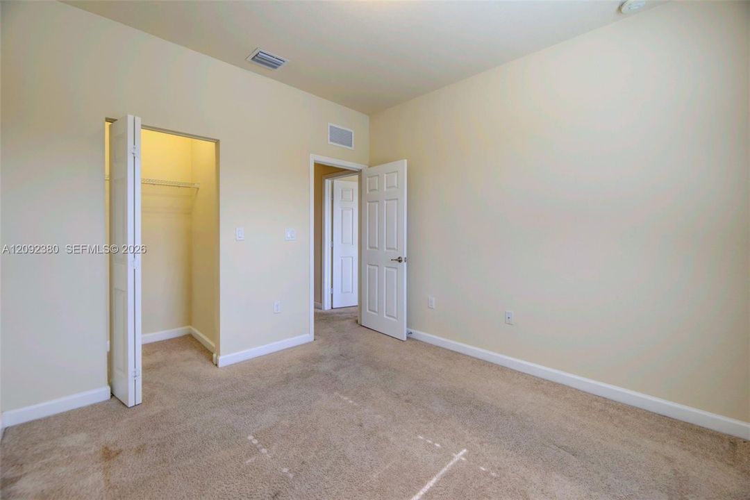 For Sale: $545,000 (4 beds, 2 baths, 1862 Square Feet)