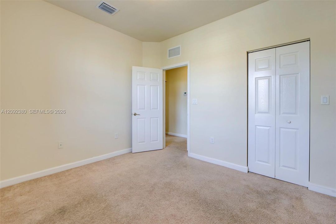 For Sale: $545,000 (4 beds, 2 baths, 1862 Square Feet)