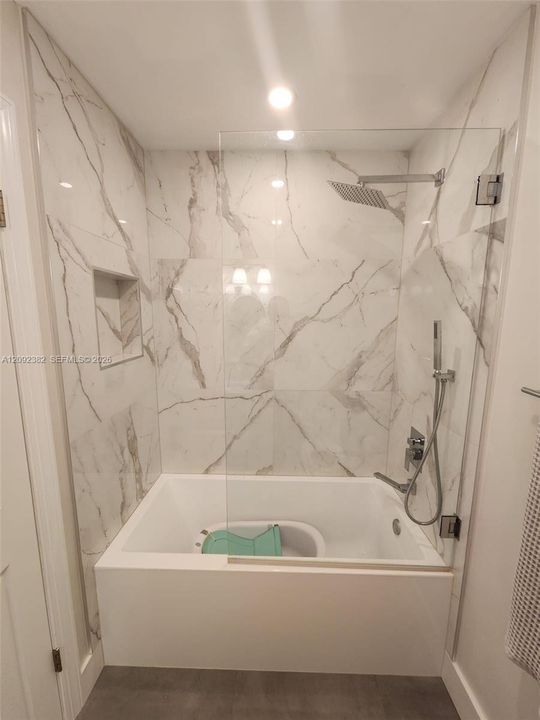 На продажу: $675,000 (3 спален, 2 ванн, 1605 Квадратных фут)