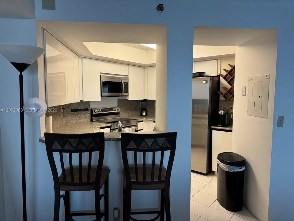 For Rent: $3,600 (2 beds, 2 baths, 1190 Square Feet)