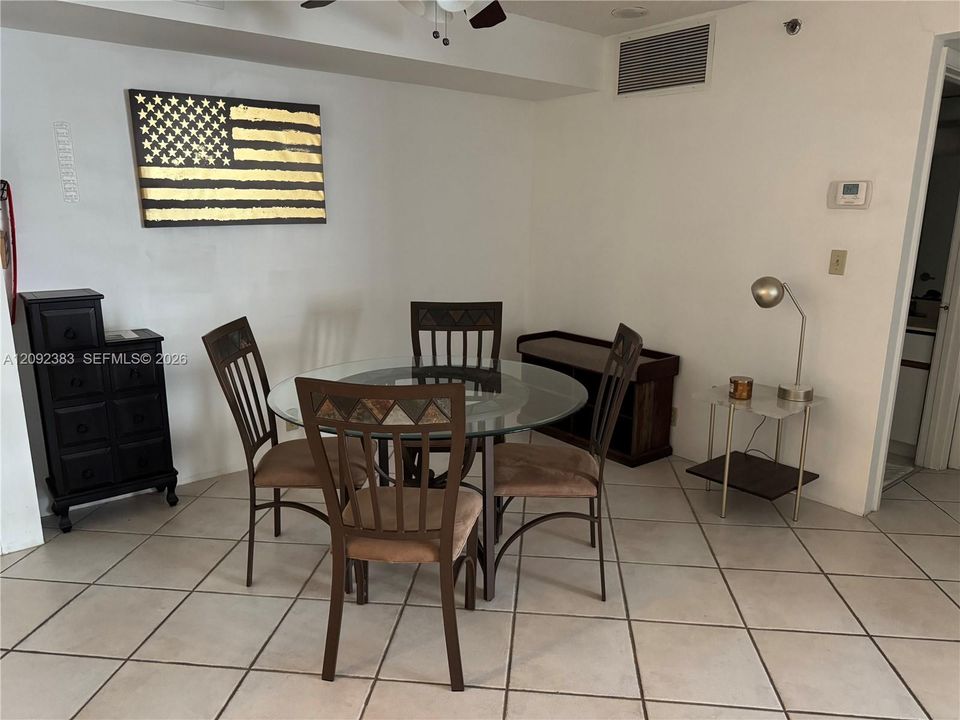 For Rent: $3,600 (2 beds, 2 baths, 1190 Square Feet)
