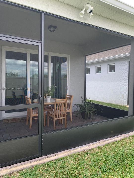 На продажу: $395,000 (2 спален, 2 ванн, 0 Квадратных фут)