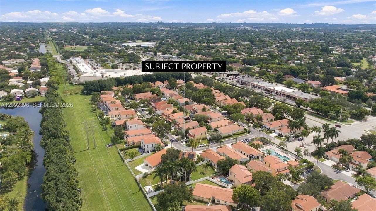 En Venta: $680,000 (3 camas, 2 baños, 1627 Pies cuadrados)