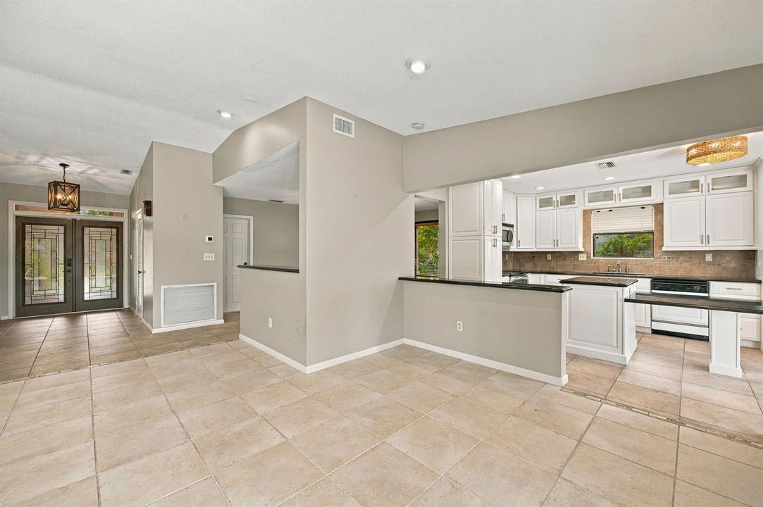 10-web-or-mls-11713-spinnaker-way