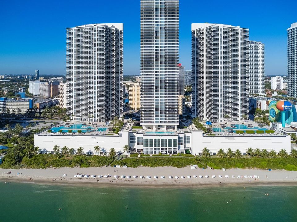 For Rent: $8,000 (2 beds, 2 baths, 2065 Square Feet)
