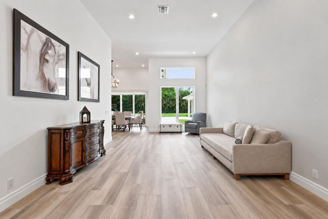Steeplechase | Great Room 3
