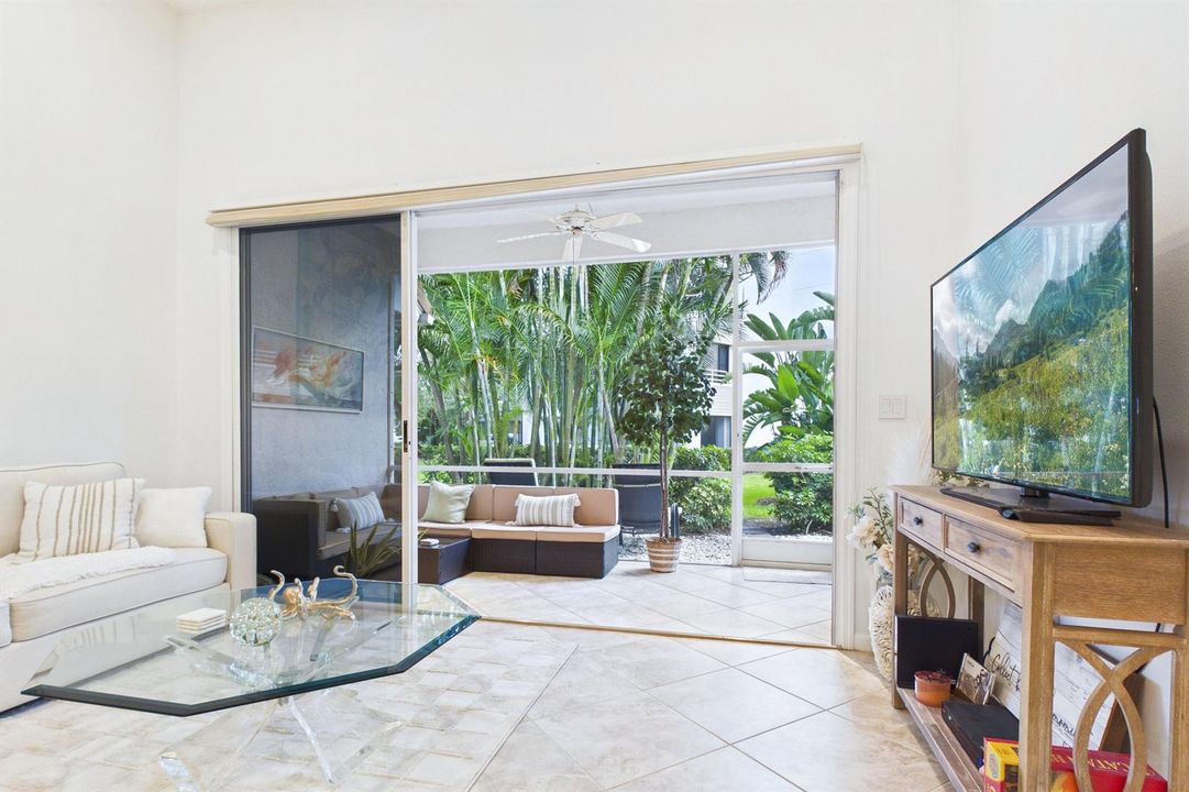 Living/Patio