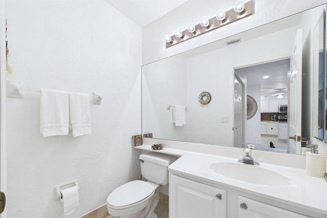 1/2 Bath