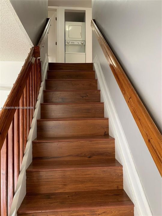 En Renta: $2,750 (3 camas, 2 baños, 1360 Pies cuadrados)