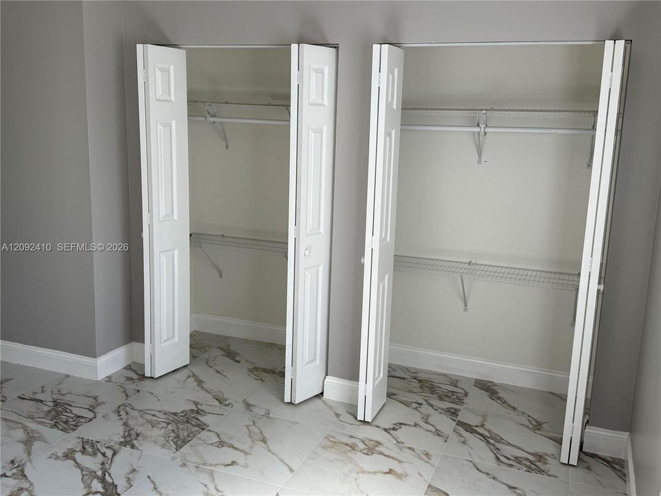 En Renta: $2,750 (3 camas, 2 baños, 1360 Pies cuadrados)