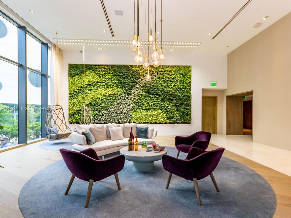 For Sale: $869,500 (1 beds, 2 baths, 1055 Square Feet)