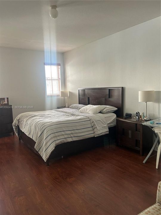 В аренду: $4,200 (4 спален, 3 ванн, 2310 Квадратных фут)