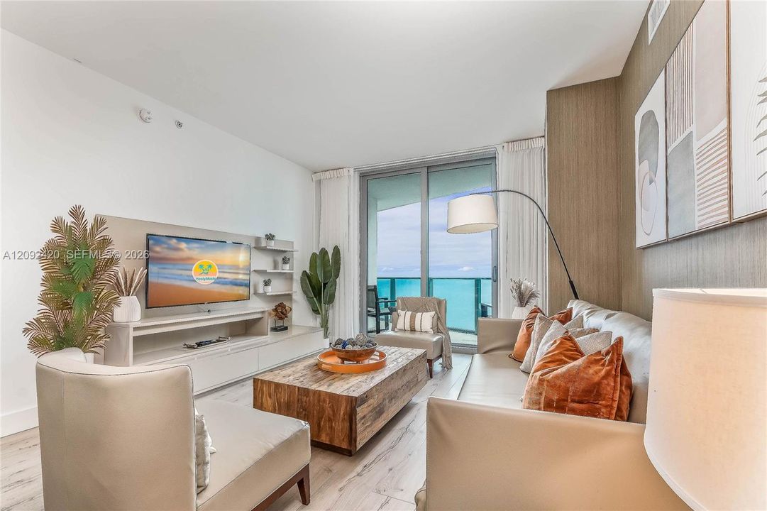 For Sale: $869,990 (2 beds, 2 baths, 1136 Square Feet)