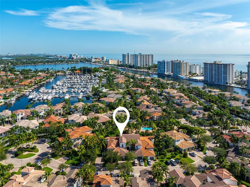 En Venta: $996,000 (3 camas, 2 baños, 2804 Pies cuadrados)
