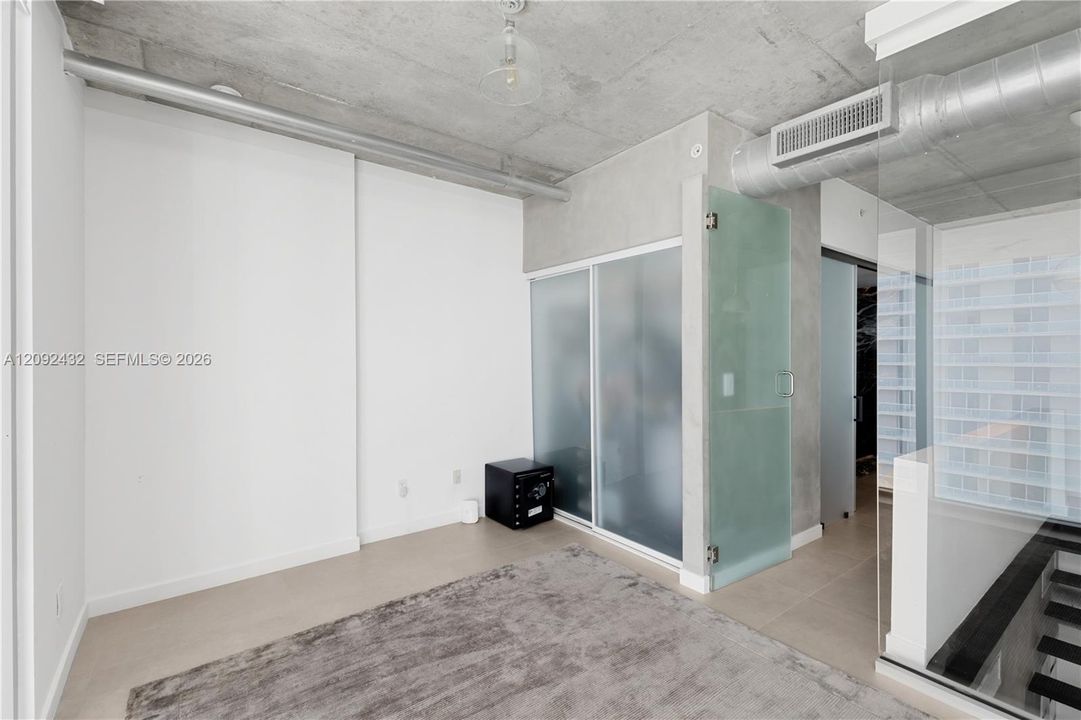 На продажу: $699,999 (2 спален, 2 ванн, 1255 Квадратных фут)