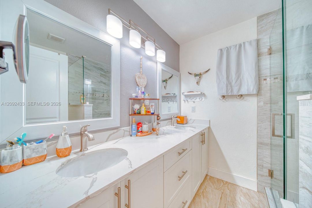 For Sale: $780,000 (4 beds, 2 baths, 1718 Square Feet)