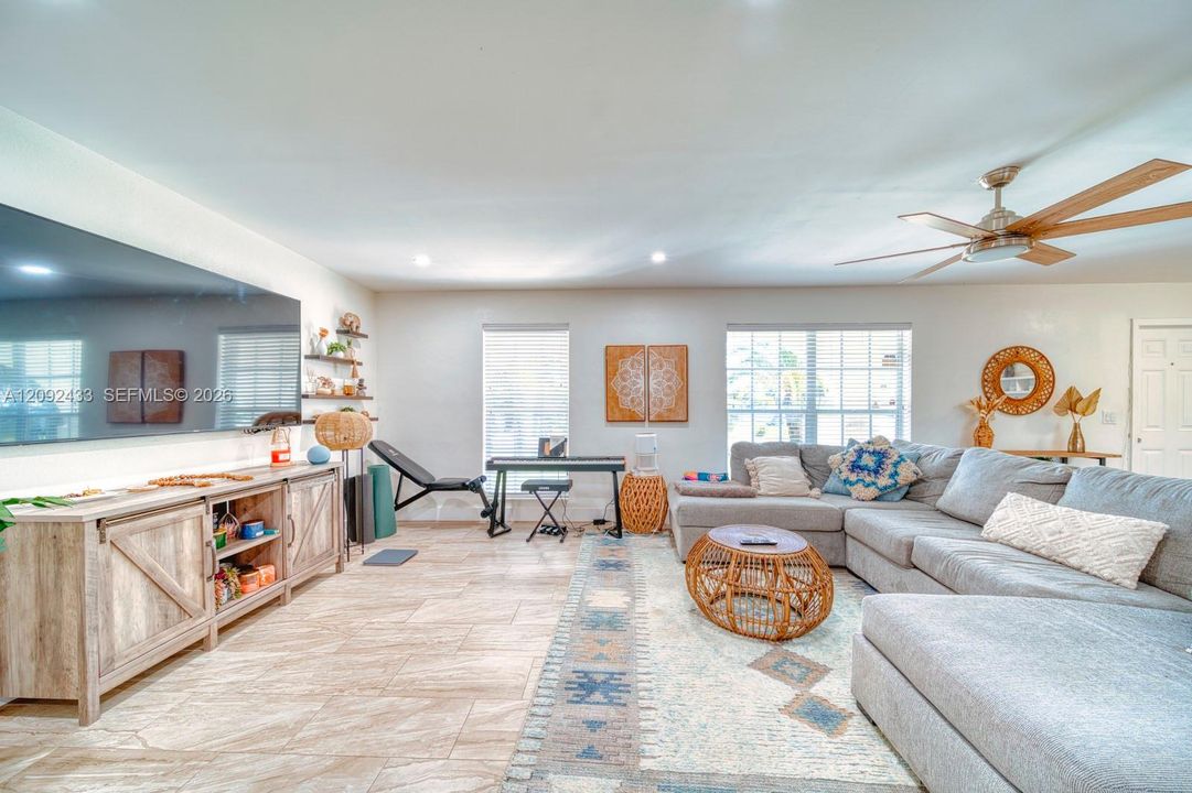 For Sale: $780,000 (4 beds, 2 baths, 1718 Square Feet)