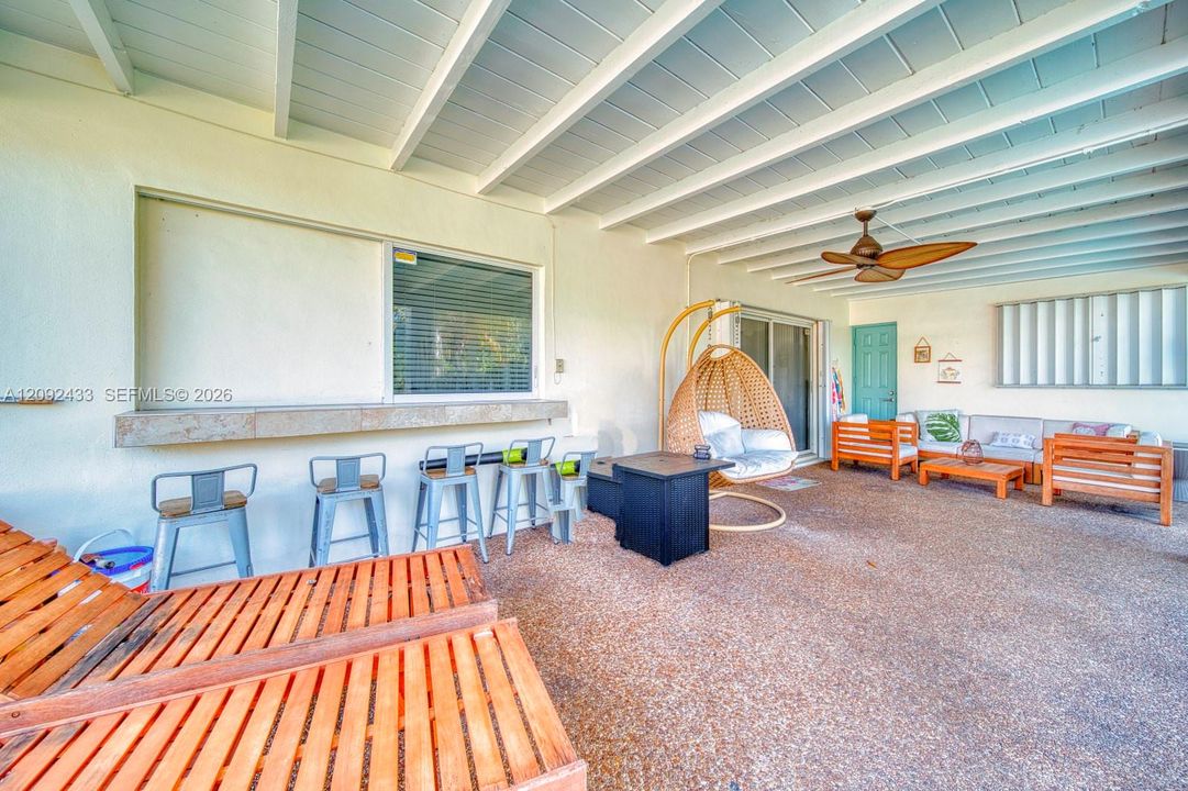 For Sale: $780,000 (4 beds, 2 baths, 1718 Square Feet)