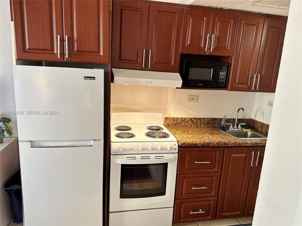 En Venta: $160,000 (0 camas, 1 baños, 360 Pies cuadrados)