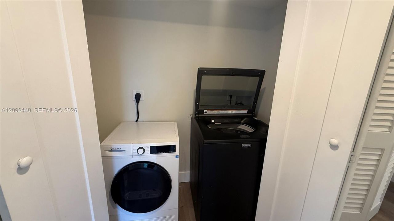 En Renta: $2,000 (1 camas, 1 baños, 5062 Pies cuadrados)