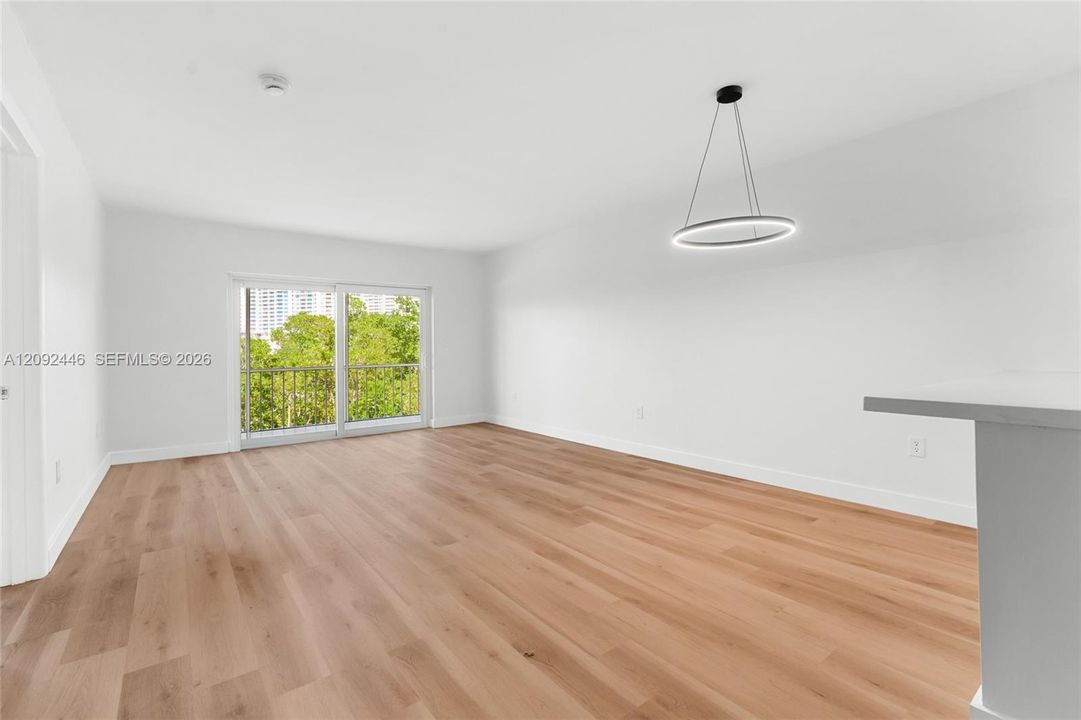 En Venta: $249,000 (1 camas, 1 baños, 768 Pies cuadrados)