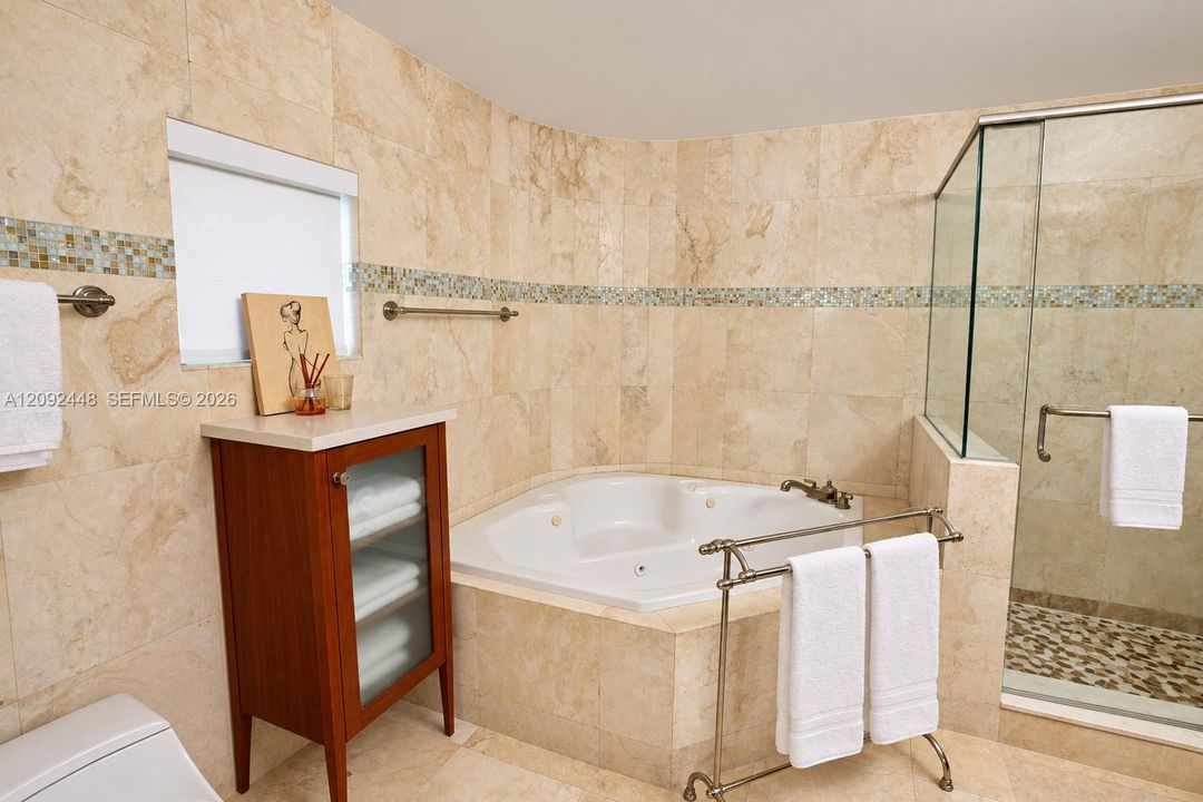En Venta: $4,750,000 (4 camas, 3 baños, 2846 Pies cuadrados)