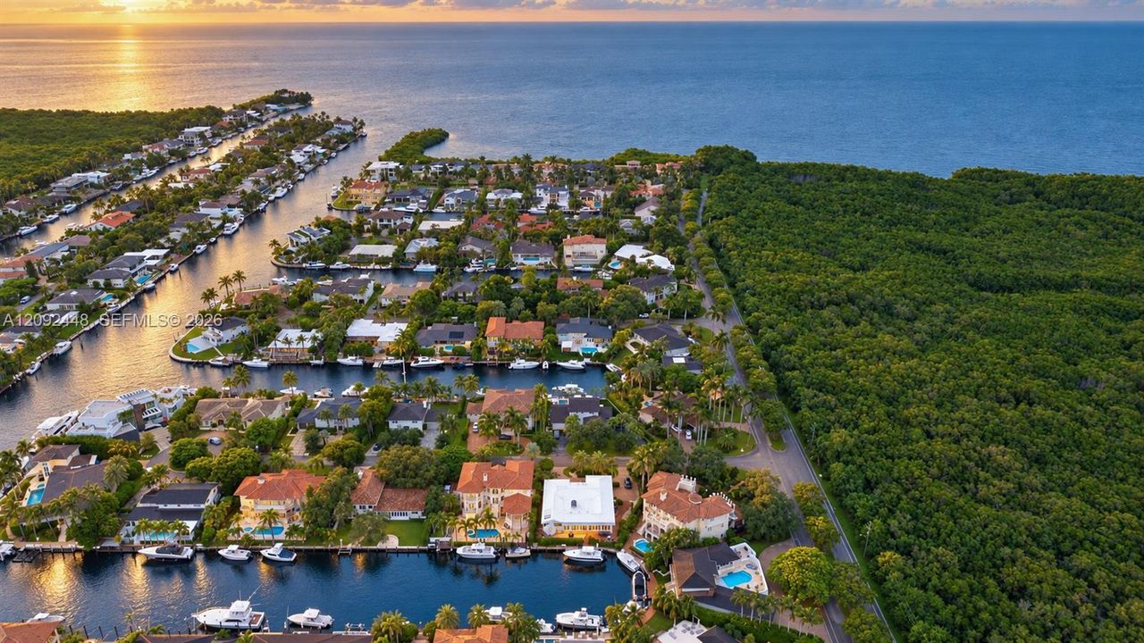 En Venta: $4,750,000 (4 camas, 3 baños, 2846 Pies cuadrados)