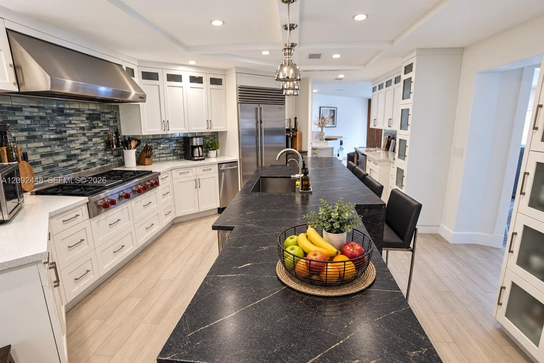 En Venta: $4,750,000 (4 camas, 3 baños, 2846 Pies cuadrados)