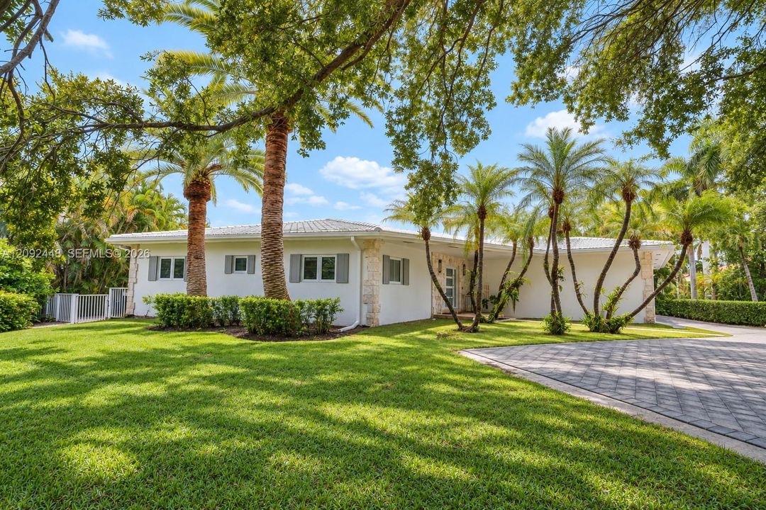 En Venta: $4,750,000 (4 camas, 3 baños, 2846 Pies cuadrados)