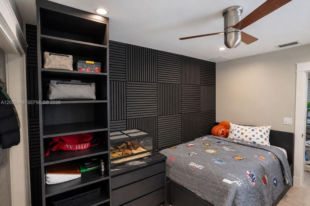 En Venta: $4,750,000 (4 camas, 3 baños, 2846 Pies cuadrados)