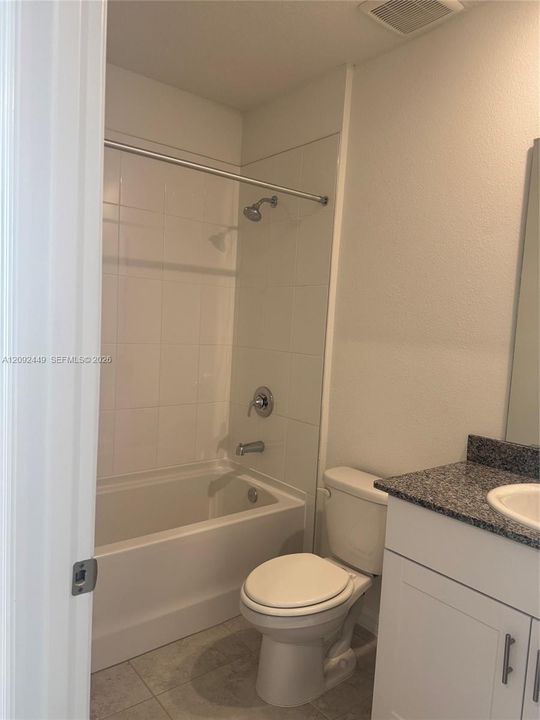 For Rent: $2,000 (3 beds, 2 baths, 1484 Square Feet)